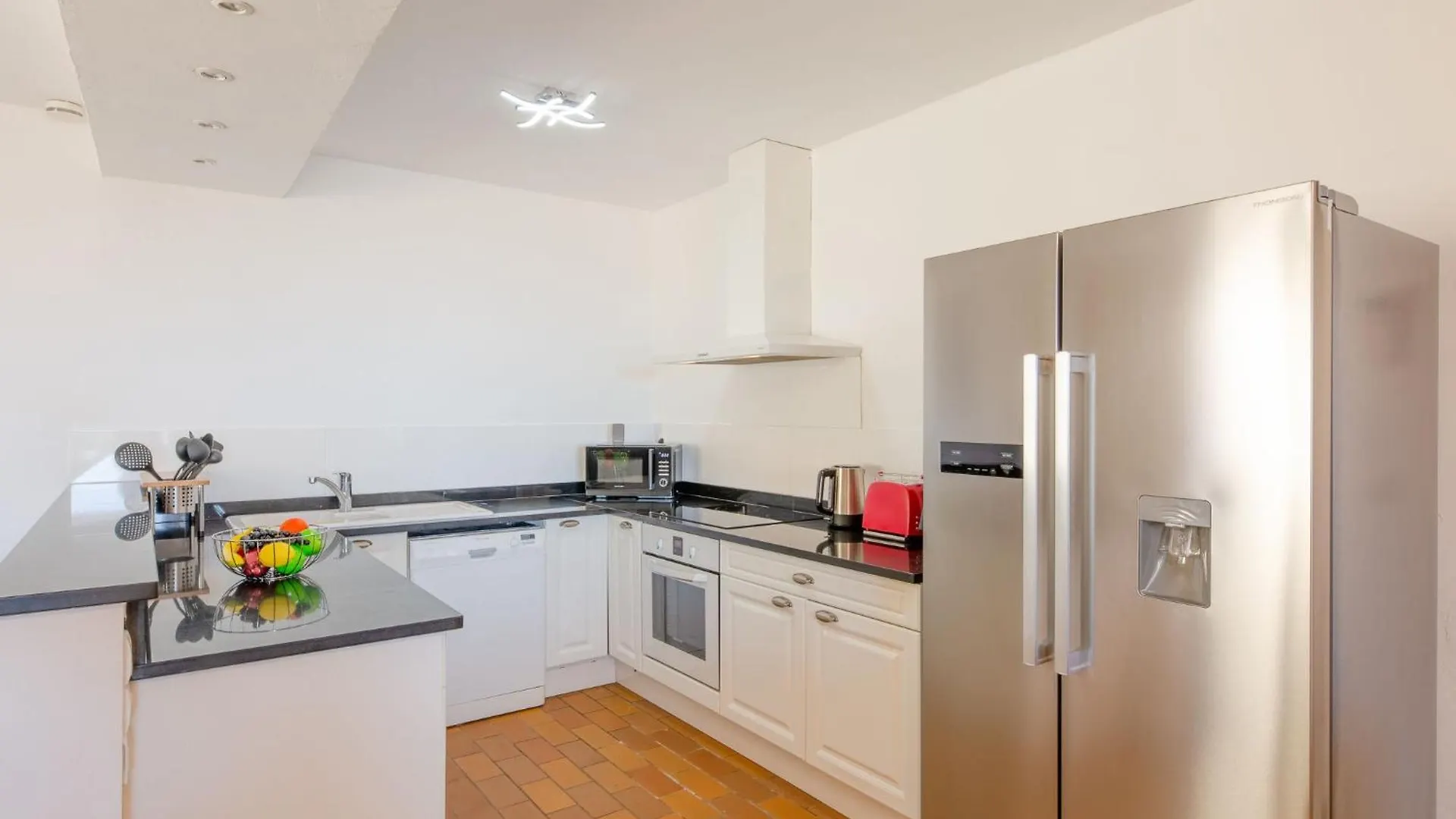 Apartment Le Forum De La Mer-1 By Interhome Saint Aygulf