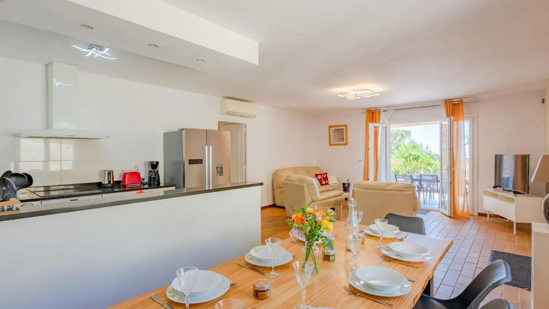 Apartment Le Forum De La Mer-1 By Interhome Saint Aygulf 0*,